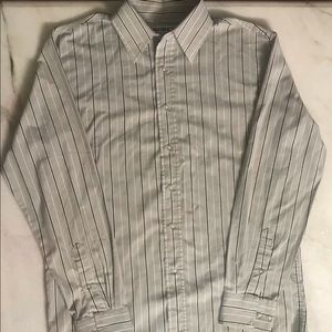 Brand:AVIREX button down shirt